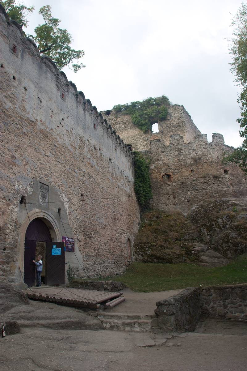 Hrad Chojnik a park miniatur Kowary