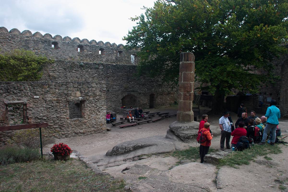 Hrad Chojnik a park miniatur Kowary